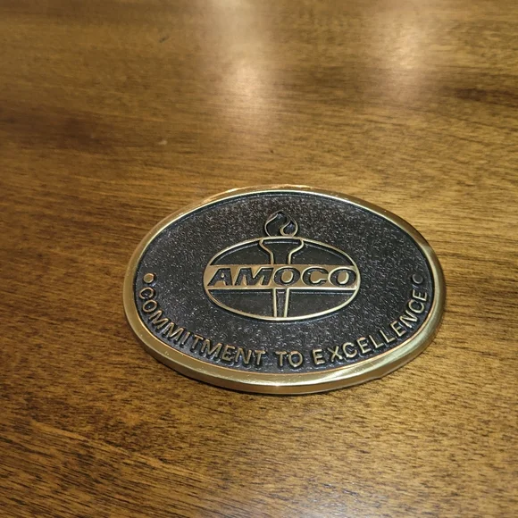 Vintage Amoco Brass Belt Buckle Commitment to Excellence 80s - Picture 1 of 2